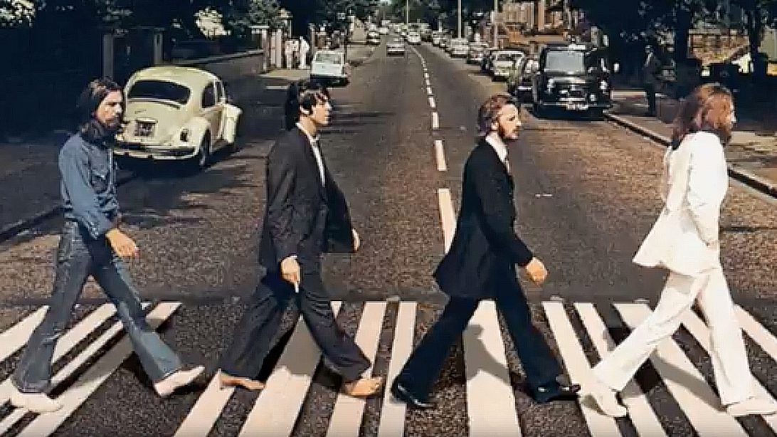 The Beatles’ Iconic ‘Abbey Road’ Photo Has The Greatest Photobomb Ever ...