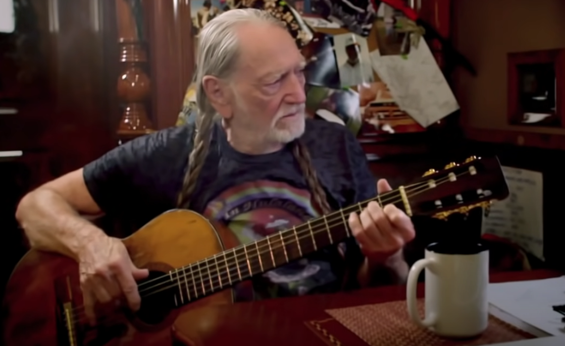10 Of The Most Insane Willie Nelson Career Stories – Rock Pasta